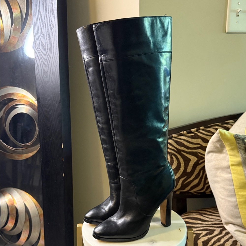 Sleek Black Over-the-Knee Leather Boots KORS Michael Kors Collection
